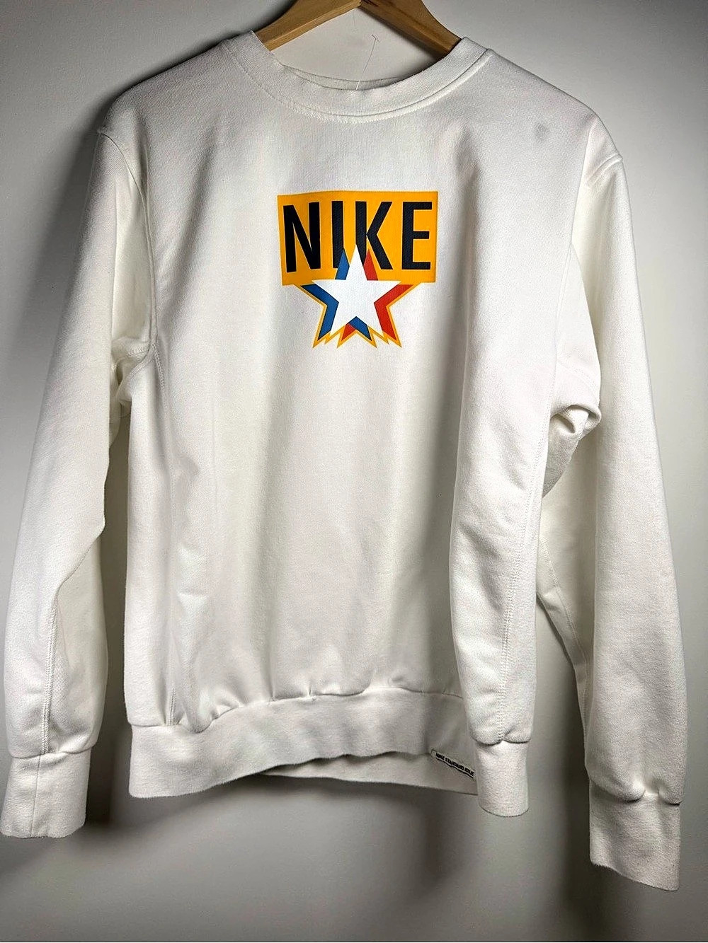 Nike Standard Issue Crew-Neck Sweatshirt
